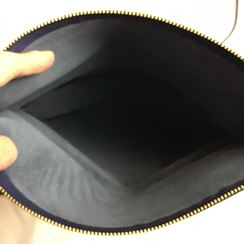 Everlane The Foldover Dark Navy Blue Leather Crossbody Bag View 4